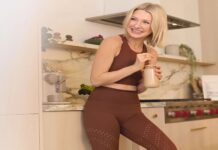 Why Every Woman Should Consider Adding a Probiotic Powder to Her Diet