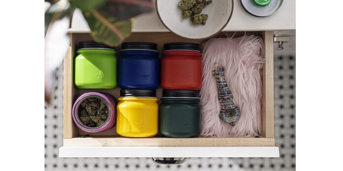 best way to keep cannabis fresh