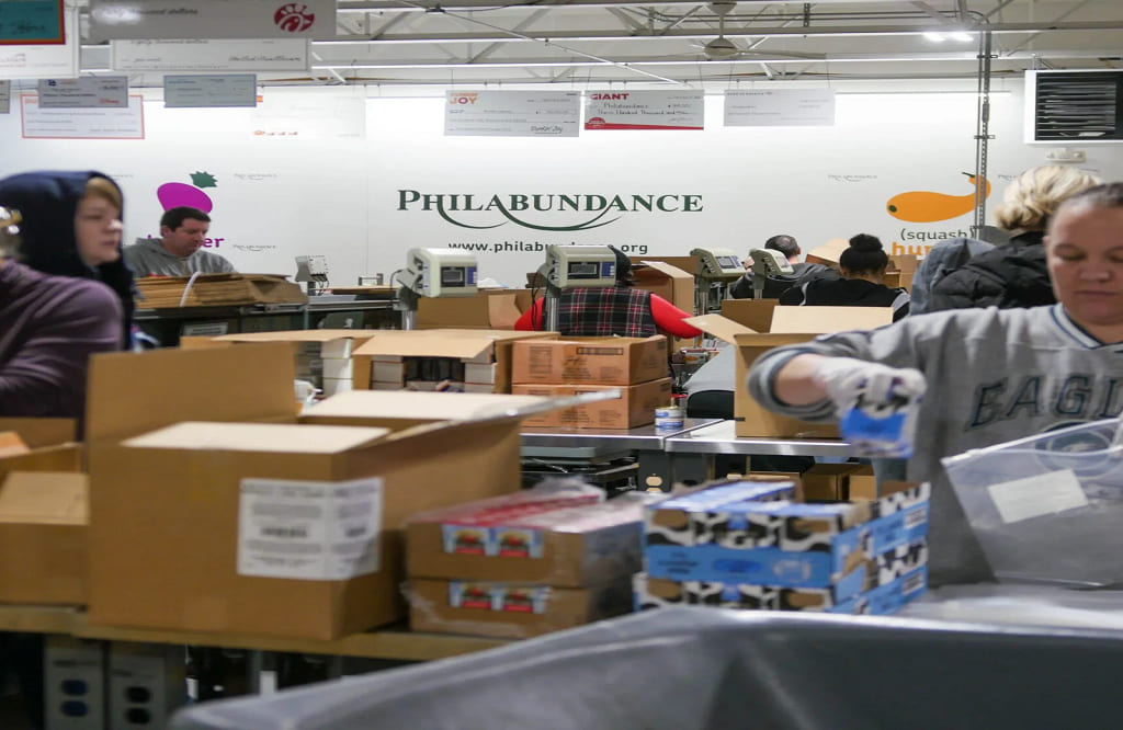 Why More People Choose to Donate Online for Hunger Relief